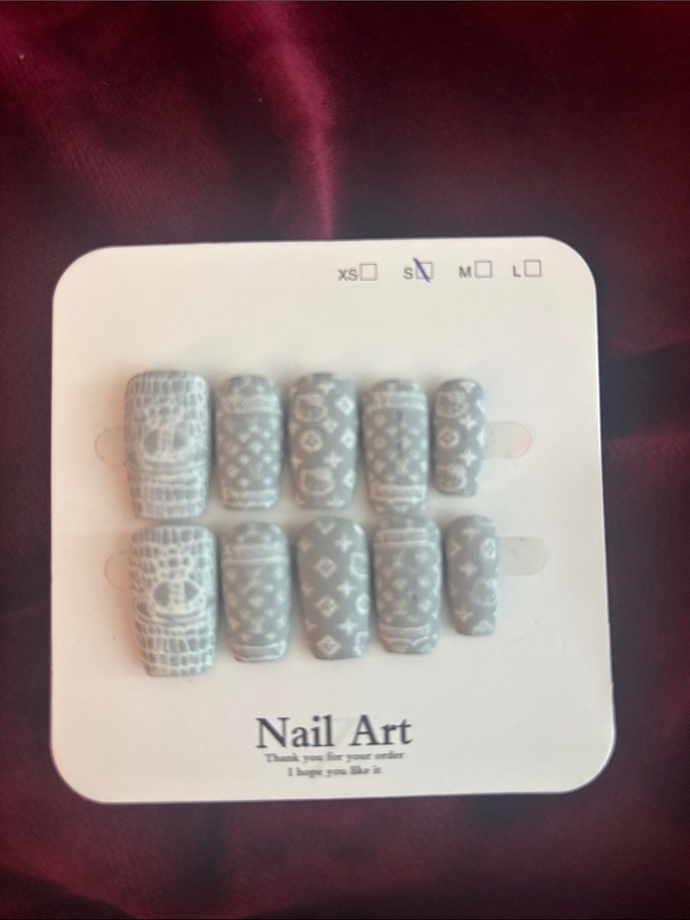 Gray Printed Press-On Nail Set